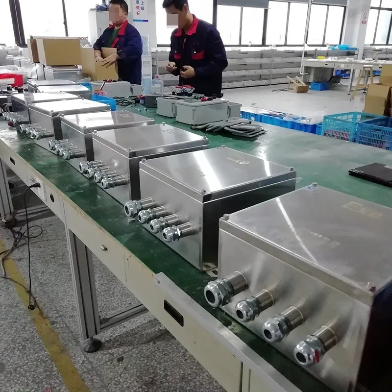 Caja de conexiones de metal a prueba de explosiones de acero inoxidable IP66 de alta calidad con terminales