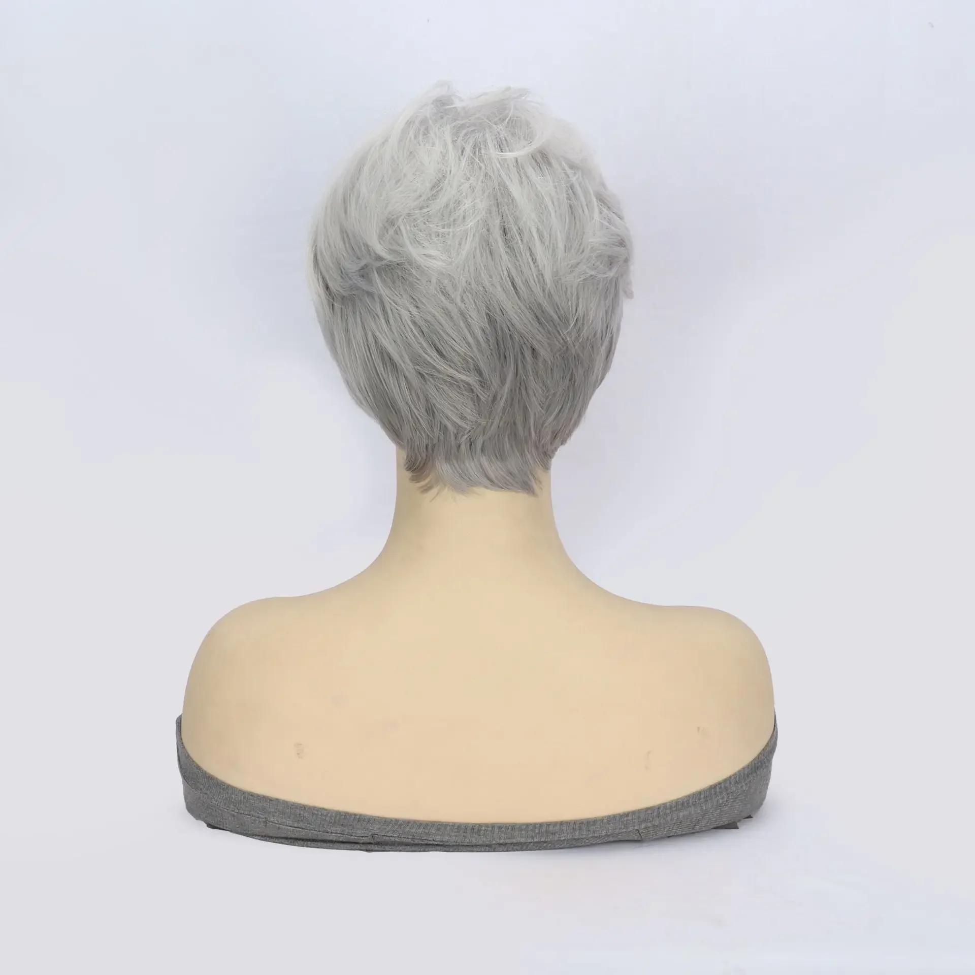 Perruques synthétiques courtes gris blanc coupe lutin perruques pour femmes décontracté quotidien maman mode faux cheveux résistant à la chaleur