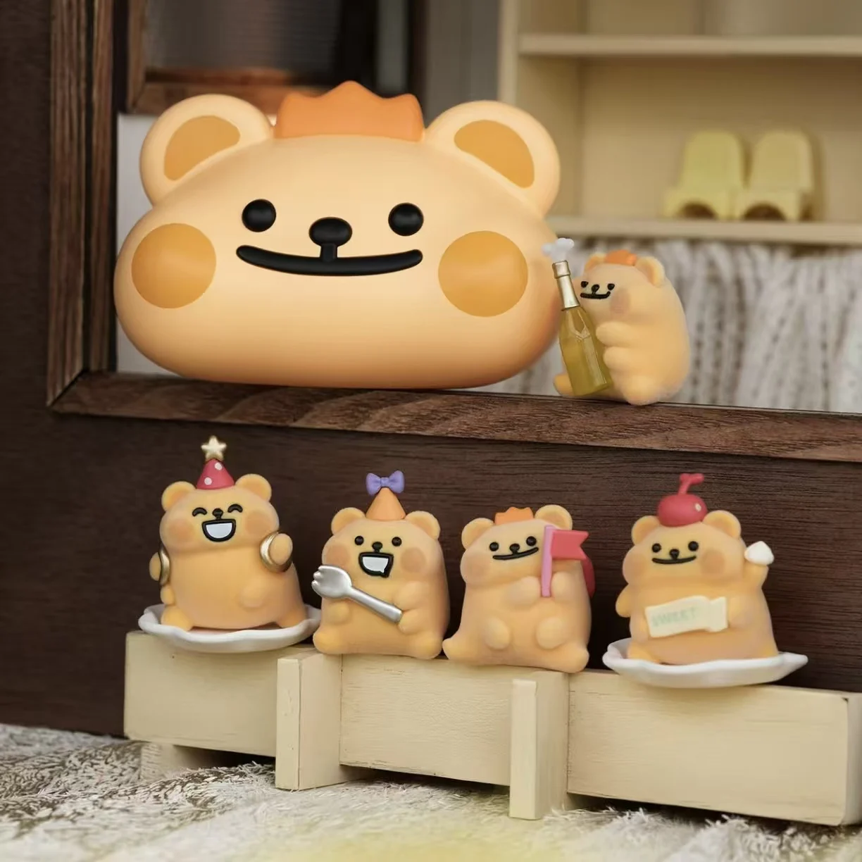 

Original New Bear Bug Sweet Party Series Fluffy Bear Head Cute Mini Figurines Desktop Screen Ornaments Perfect Gift For Friends