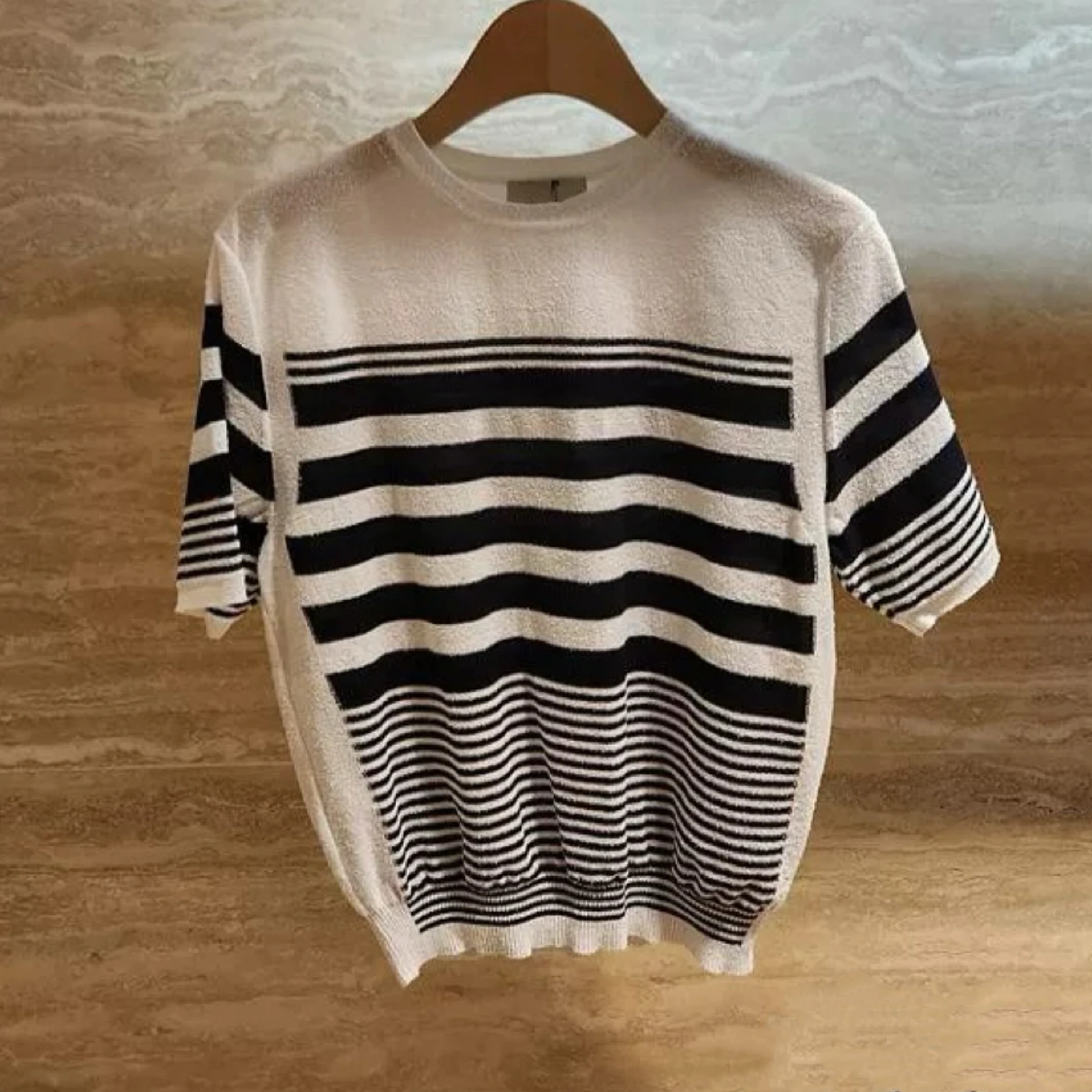 T*ME カジュアルストライプデザインスリムフィット半袖ニットセーター韓国スタイルワイドと狭いパターン春夏レディースファッション