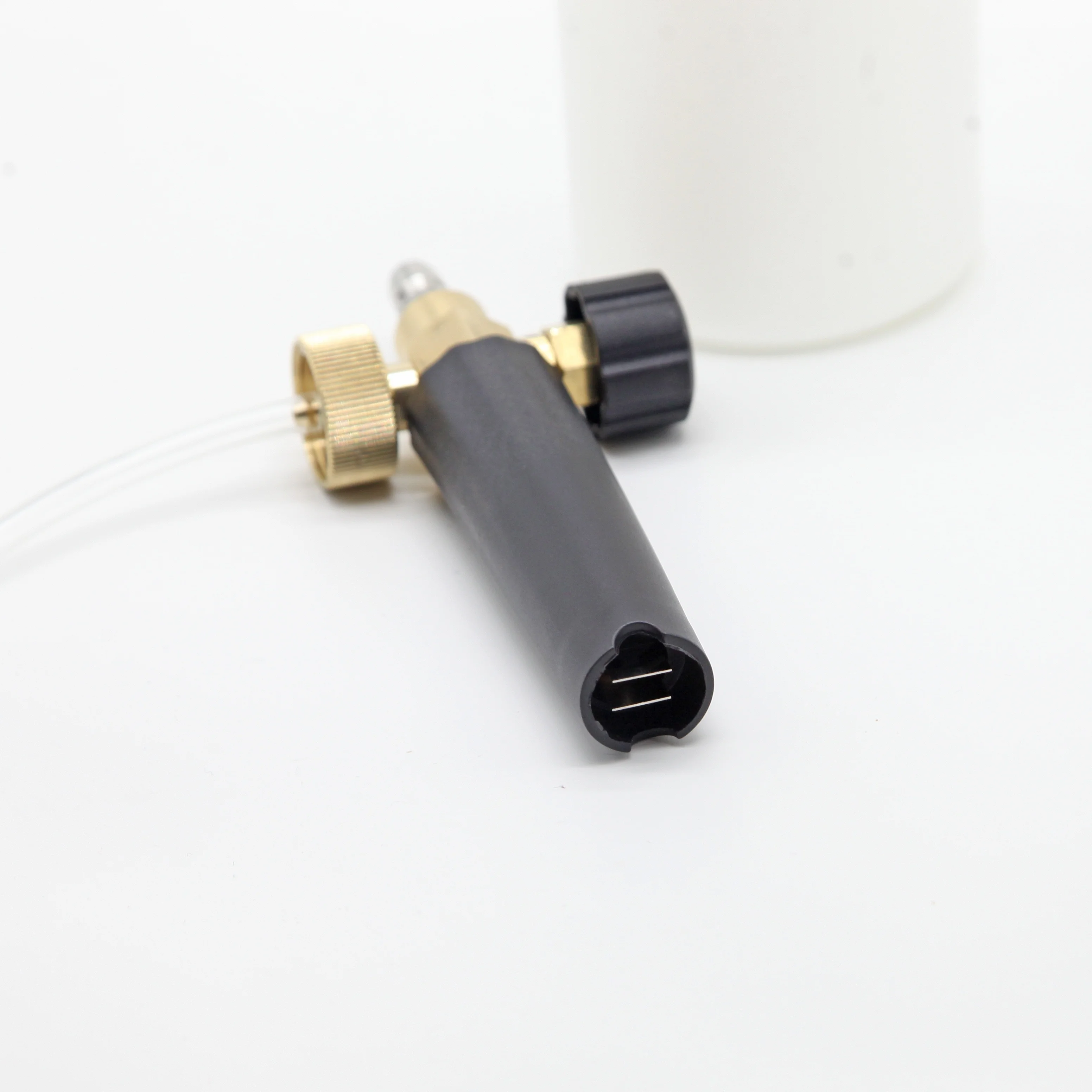 33.81 oz foam gun with 5-color nozzle tip and brass quick connector, with 1/4 quick plug, for car washing