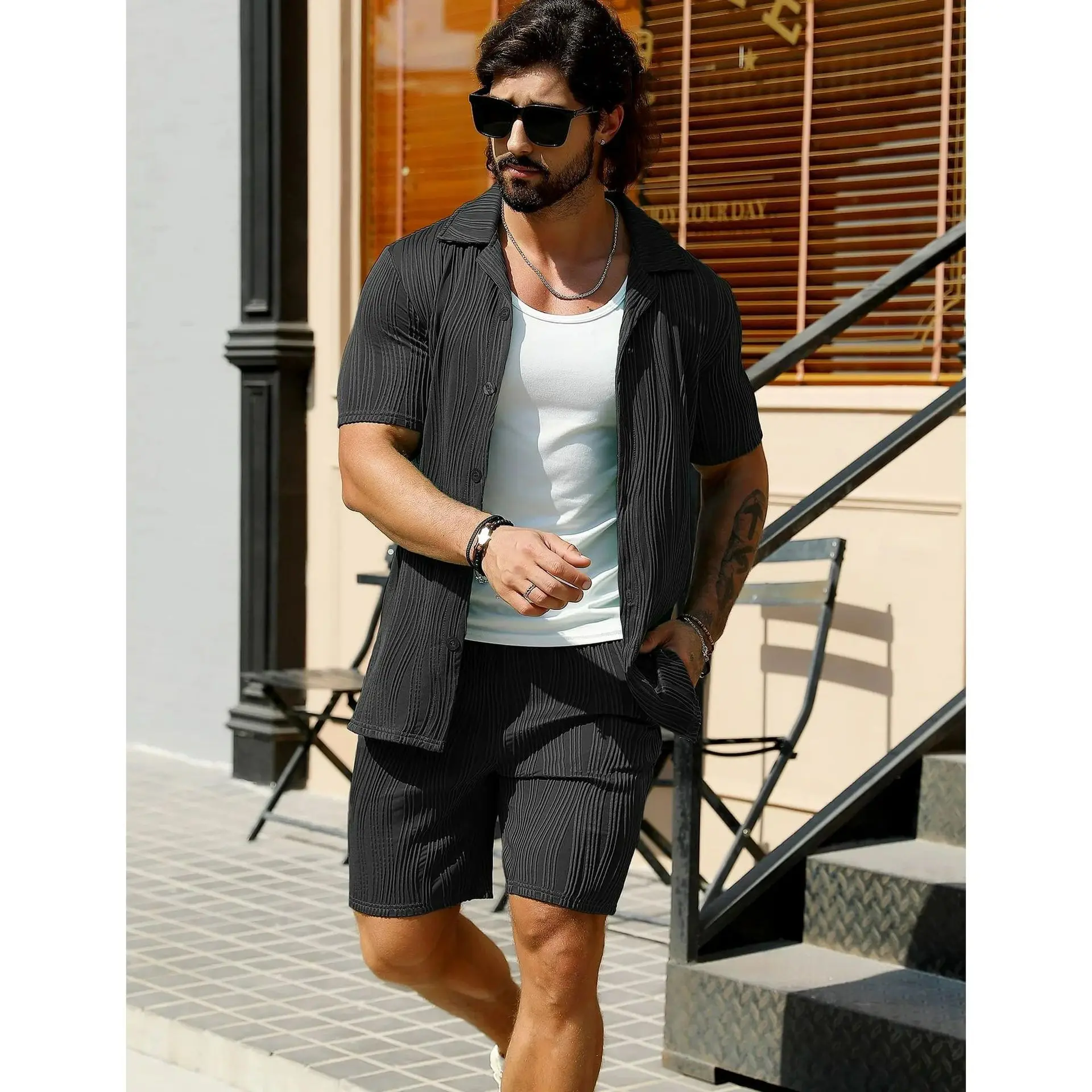 

Американские и европейские мужские повседневные модные однотонные комплекты из 2 предметов, рубашки с короткими рукавами и отложным воротником, дышащие шорты, мужские