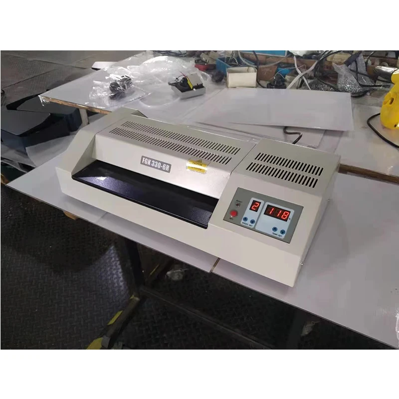 

CYFGK450-6R 6 Rollers Heavy Duty 450mm Max Laminating Machine Hot Pouch