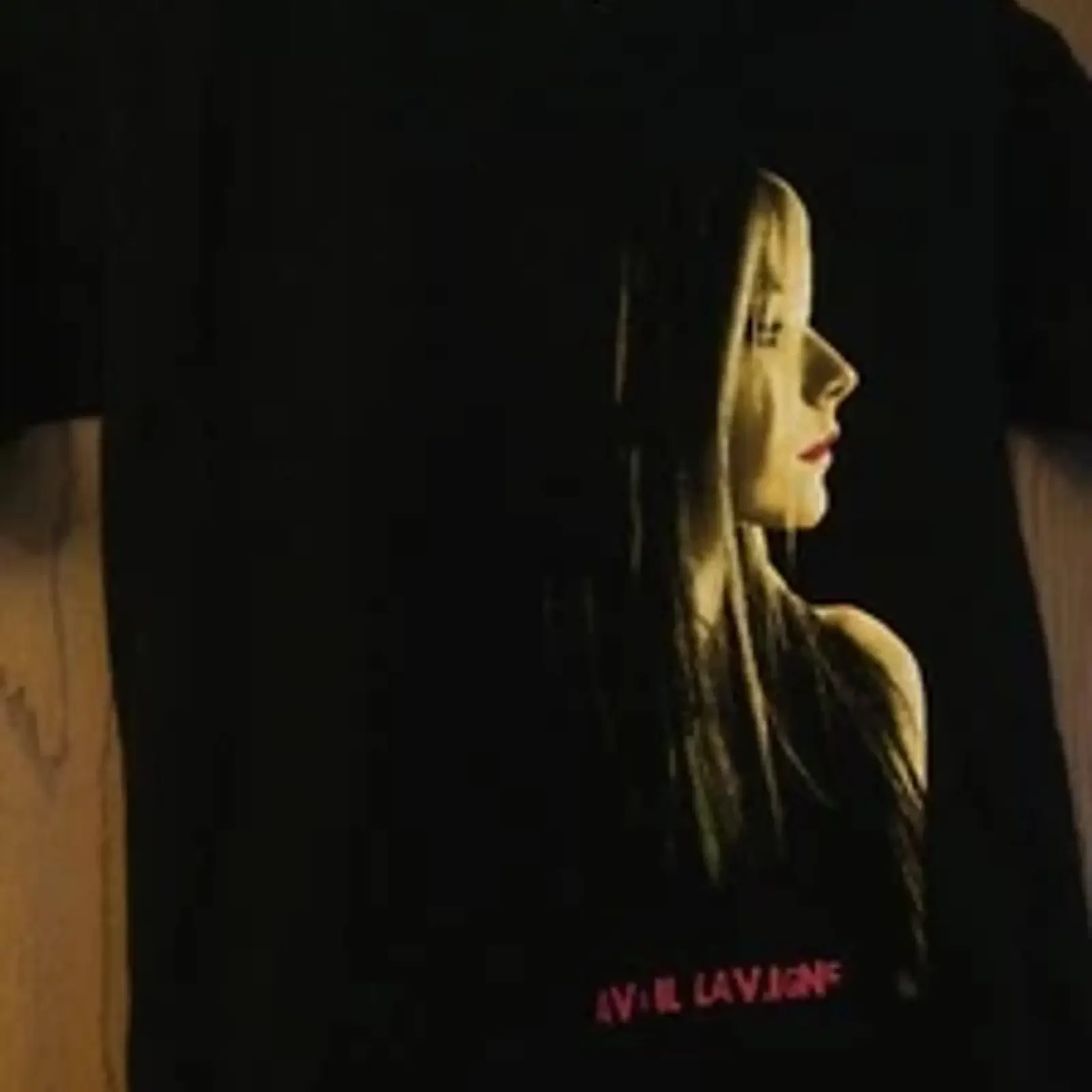 Camiseta Preta Avril Lavigne North America Tour 2005, Estampa Dupla Face, Juvenil M 10-12, Vintage Lavada, Roupa de Designer Gráfica, Ligeiramente Macia