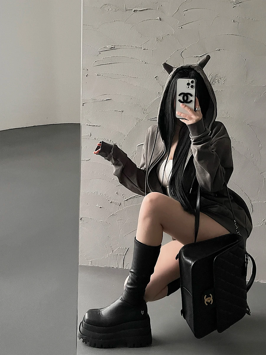 Jaqueta esportiva foada com zíper duplo e design de orelhas de do, casual e confortável, de aodão, para mulheres.