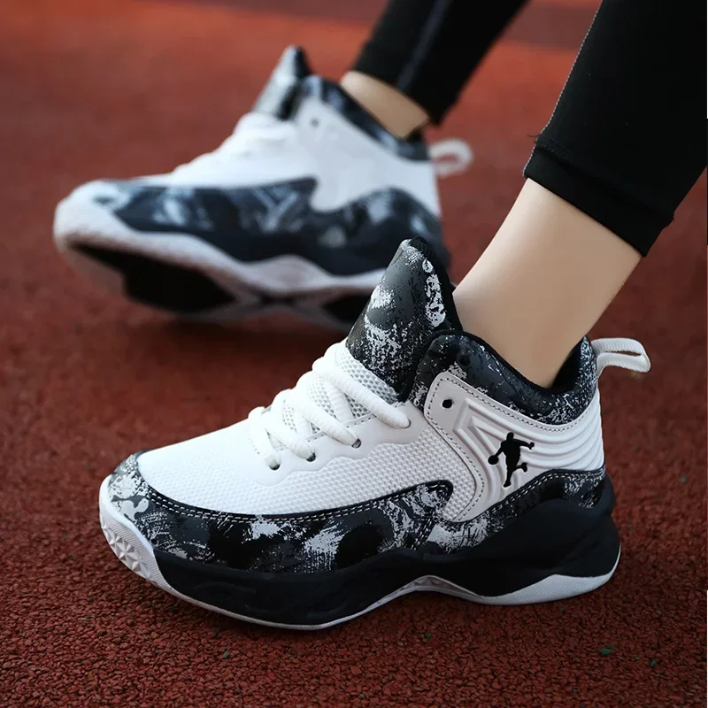 2023 Hot Boys Brand Basketball Shoes for Kids Sneakers Thick Sole Non-slip Children Sports Shoes Child Boy Basket Trainer Shoes