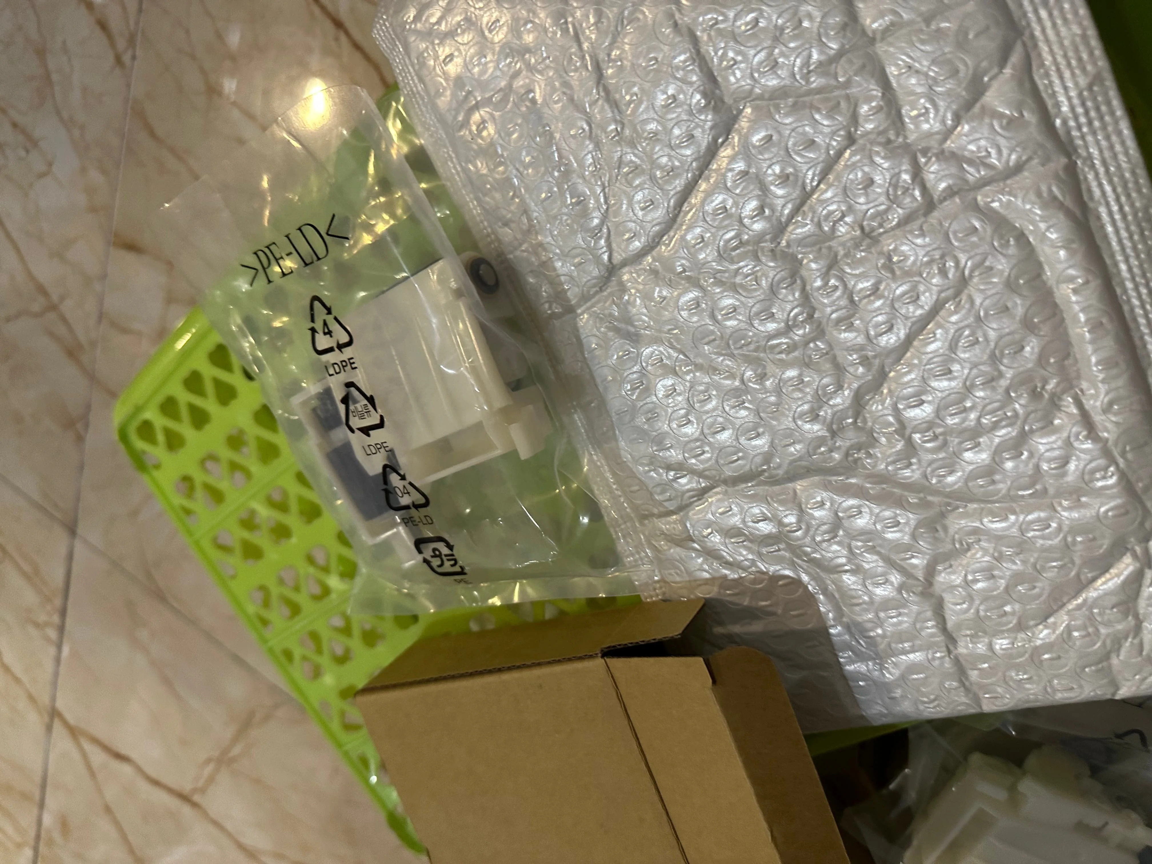 

1 комплект ролика захвата для EPSON WF C529R C579R C5210 C5290 C5299 C5710 C5790 M5298 M5299 M5799 ET-8700