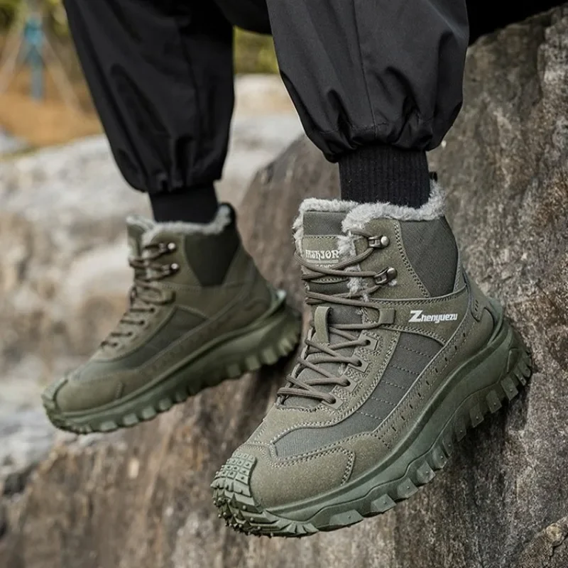 2026 New Winter Velvet Thickened High-top Boots Outdoor Functional Sports Hiking Boots Large Size Comfort Men Shoes