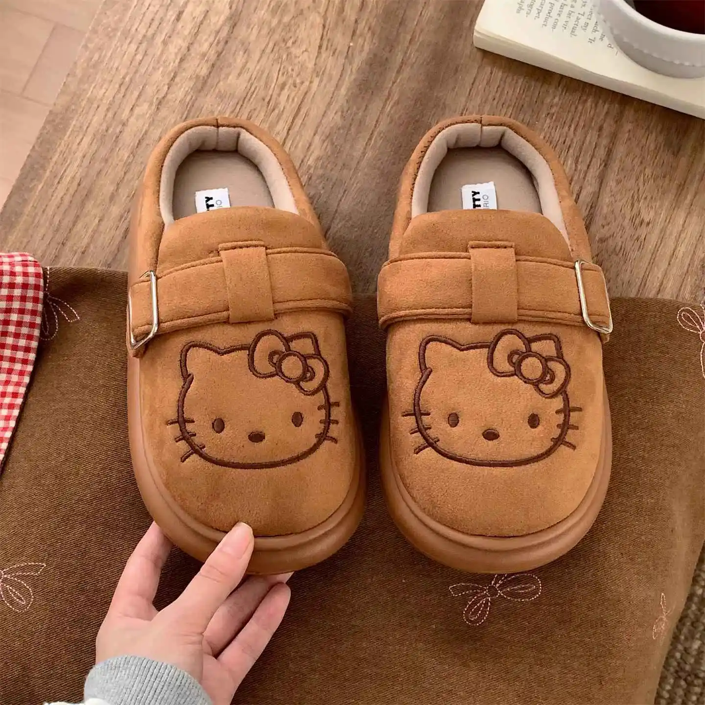Kawaii مرحبا كيتي مريحة الصوف مبطن عدم الانزلاق فتاة Brikenstocks النعال الشتاء صوف مبطن الدافئة غامض نعال من القطن #5