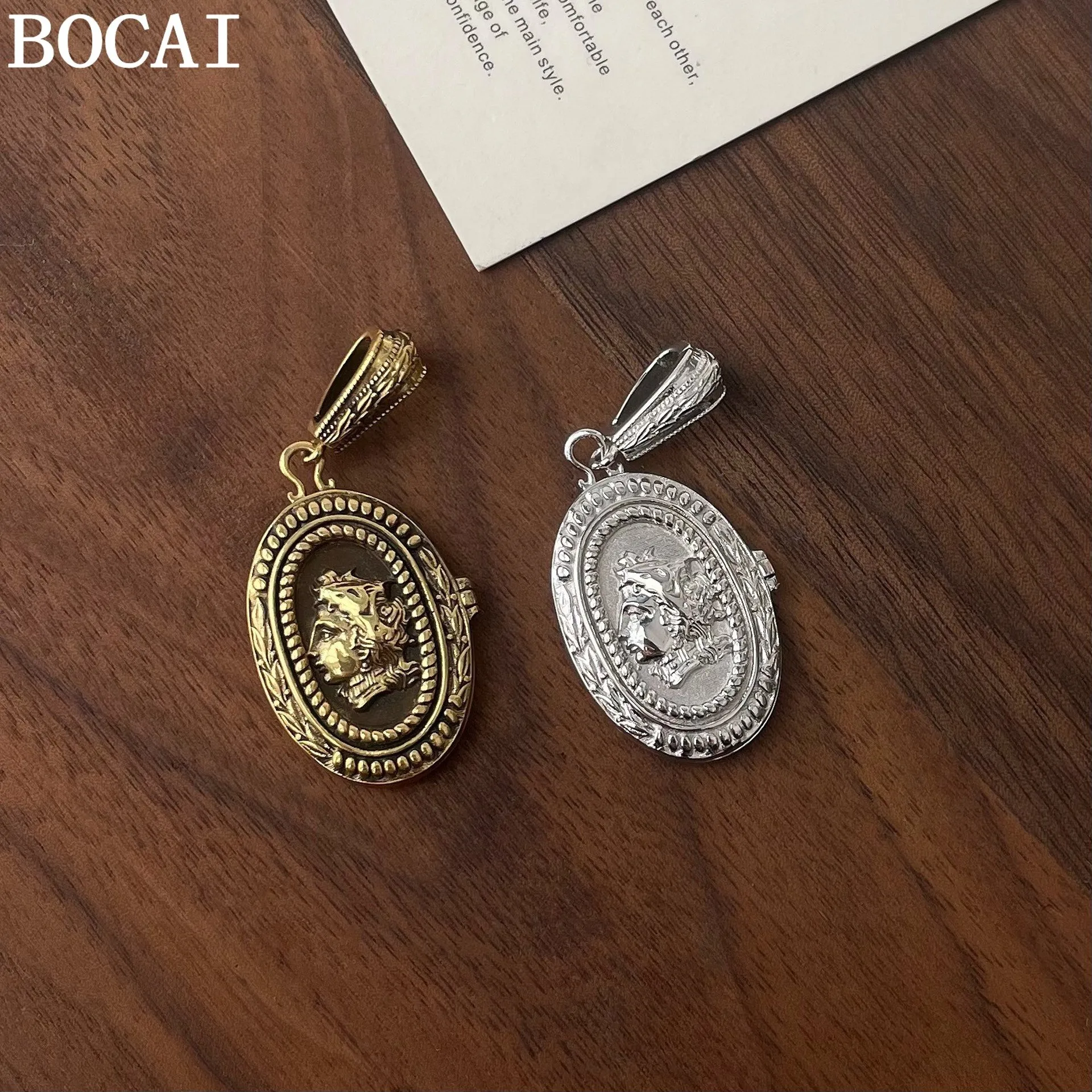 

BOCAI New S925 Sterling Silver Retro Minimalist Antique Gold Queen Pendant Can Be Opened Women's Selected Gift