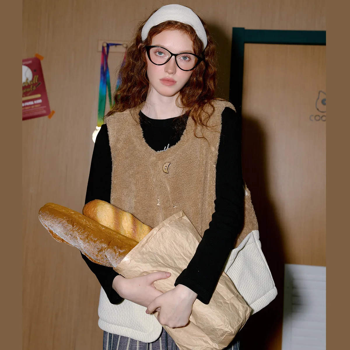 

2025 Spring Women's Color Block O-neck Vest Imitation Shearling Sleeveless Jacket Versatile Layering Piece Soft Plush Gilet