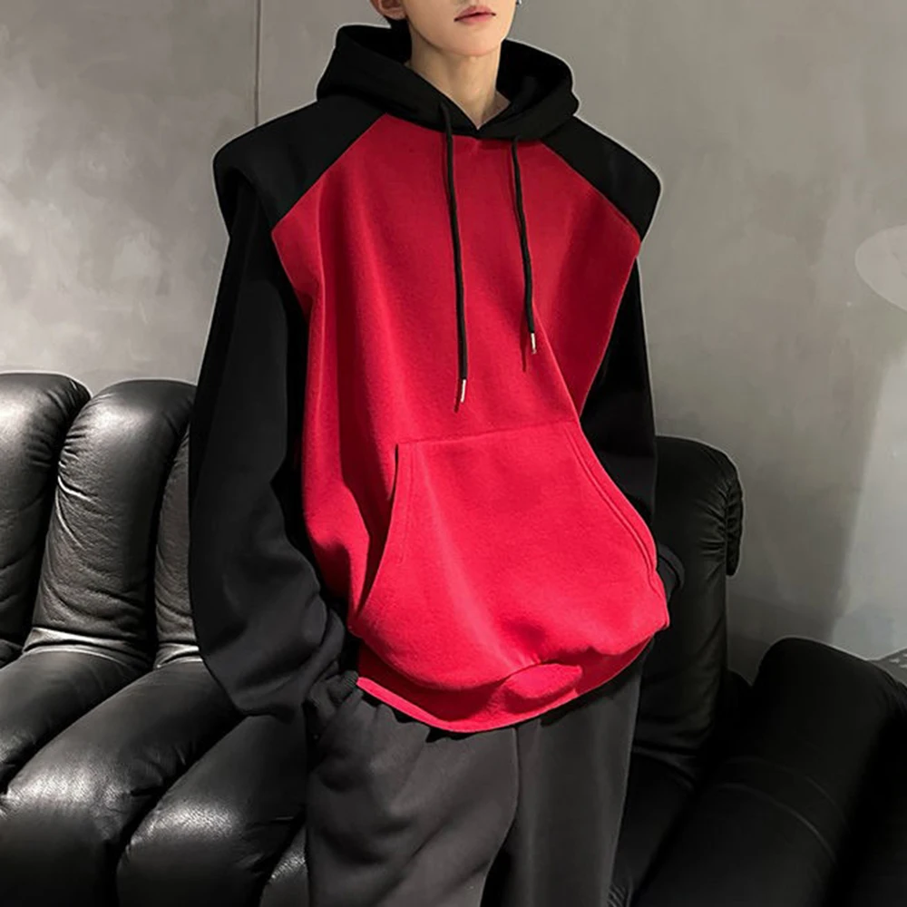 

2025 Spring Autumn Men Y2k Sweatshirt Fashion Black Red Contrast Color Splicing Design Hooded Shoulder Pad Sweatshirt Jacket Men