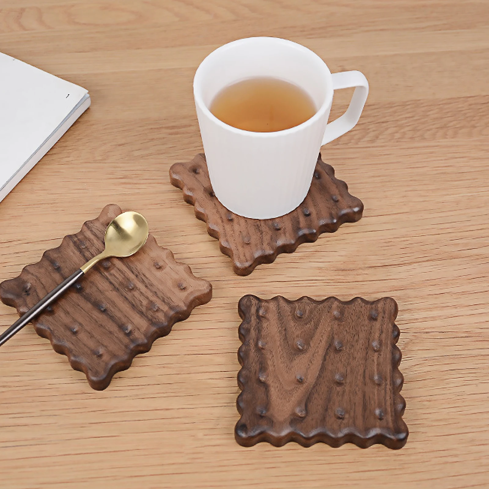 

1pc Biscuit Modeling Wooden Heat Resistant Cup Mat Creative Design Multifunctional Home Hotel Office Use Eco Friendly Safe