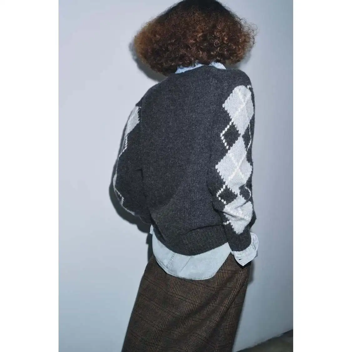 Faionable верхняя одежда с ромбовидным узором, женская одежда ZR Sle, новое осенне-зимнее длинное пальто из полиэфирного волокна Sve V-Ne