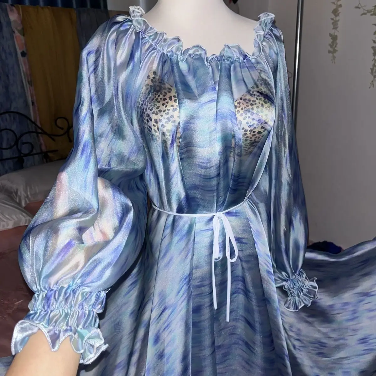 Robe Maxi ample en Satin de soie pour femmes, violet brillant, manches longues, grande taille, Robe de nuit Sexy