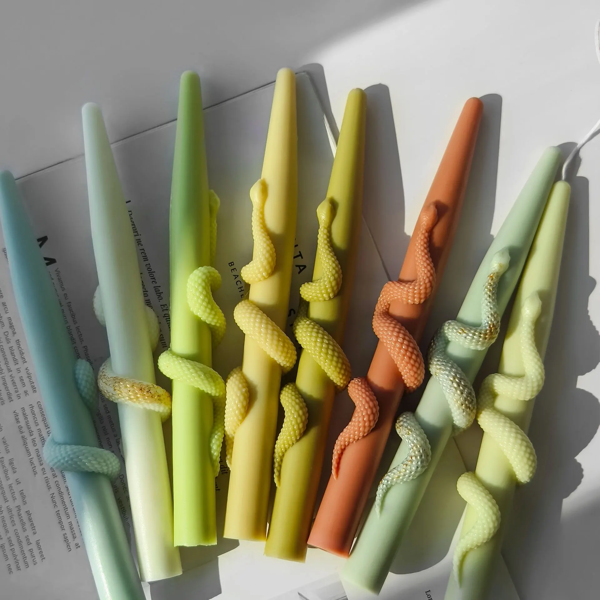 

Snake Wrapped Cylindrical Long Rod Silicone Candle Mold Snake Relief Handmade Gypsum Resin Soap Candle Making Supplies