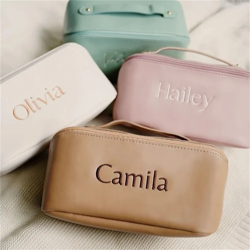 Embroidery Personalized Makeup Bag Travel Customized Name Bags for Girls Large Capacity High-quality Makeup Bags Toiletry Bag