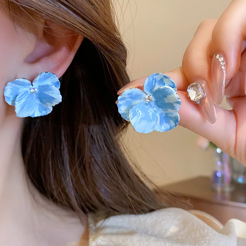 Metal Butterfly Rhinestone Dripping Oil Earrings For Women Personality Flower Shaped Stud Earrings Party Jewelry Accessories K-