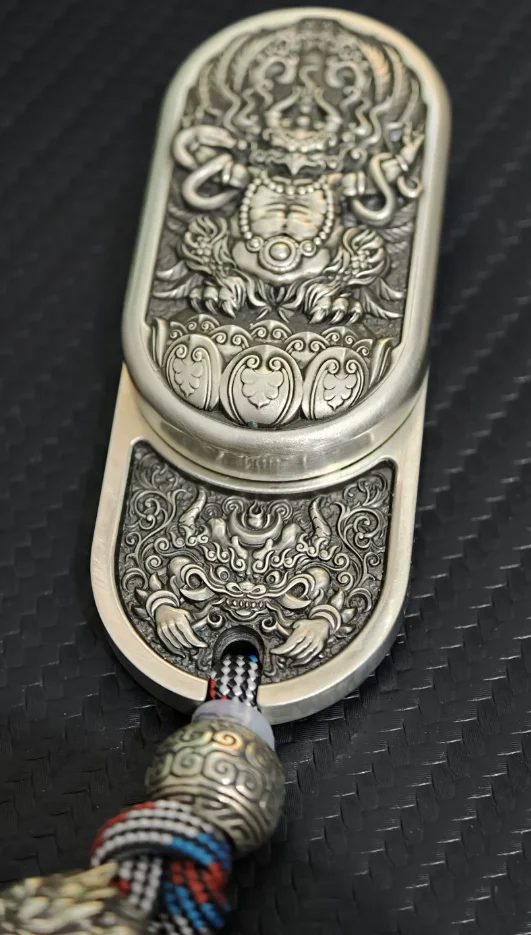 Used EDC BIGDAN White Bronze Bird 3.0 Squeezing Track+Dapeng Bird White Bronze Pendant fidget slider decompression toy