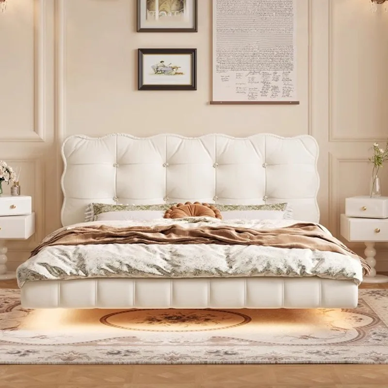 French cream wind Internet celebrity puff bed modern minimalist master bedroom white fabric girl bedroom soft bag double bed