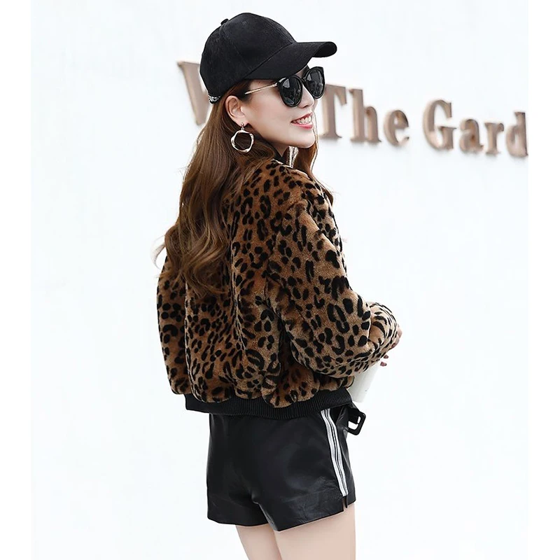 Nuova primavera e autunno imitazione pelliccia stampa leopardo cappotto corto sottile studenti allentato girocollo manica lunga abbigliamento donna coreana