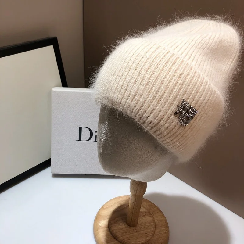 21 Colors Real Rabbit Fur Beanies Winter Hat for Woman Luxury Rhinestones Letter Knit Bonnet Lady Autumn Winter Warm Skullies