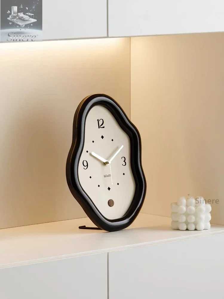 

WOZOOM house quasi-simple desktop ornament home cream wind clock living room entrance TV cabinet high-end decoration