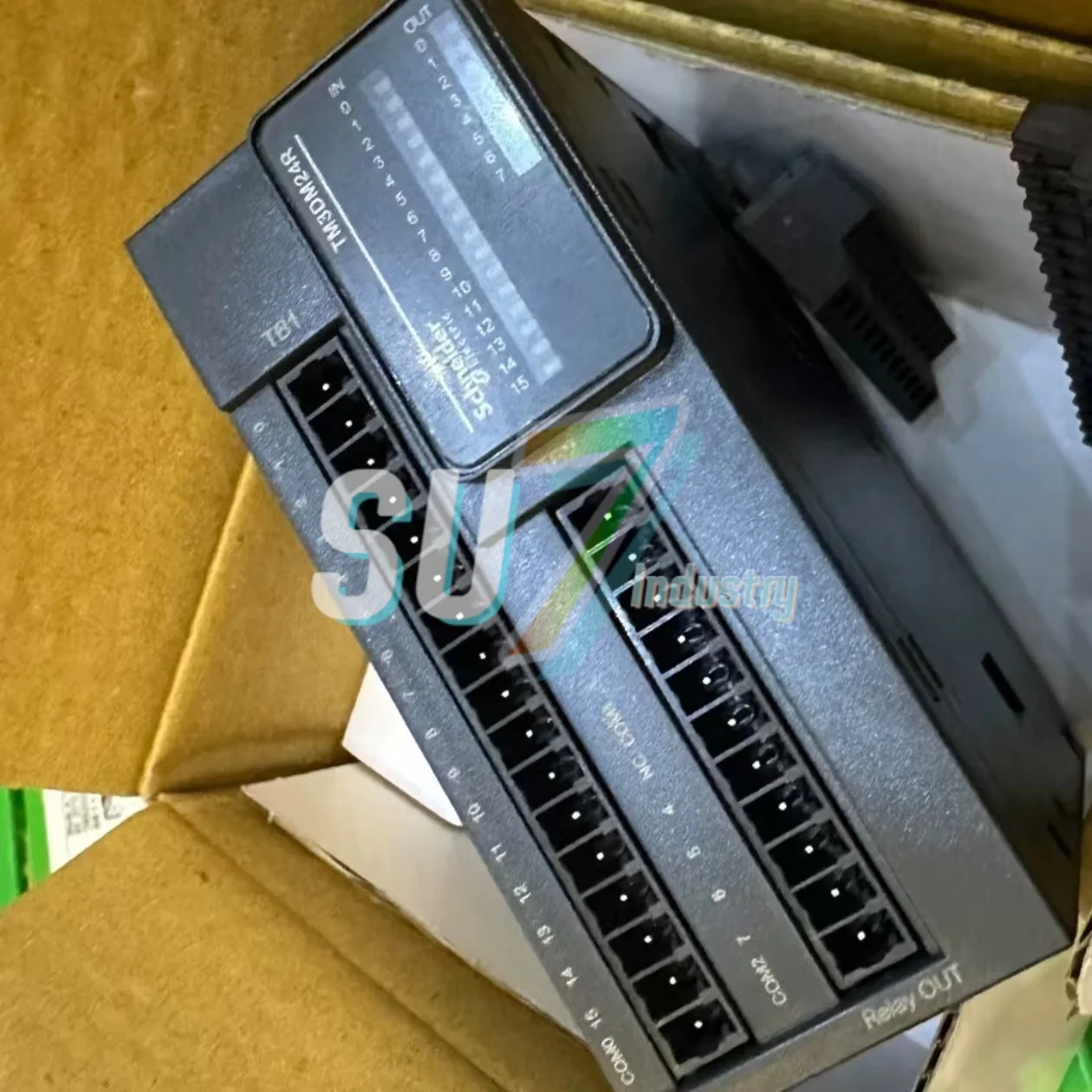 BMXDDO6402K TM3DM24R TSXDMZ28AR PLC 모듈 새로운 원본