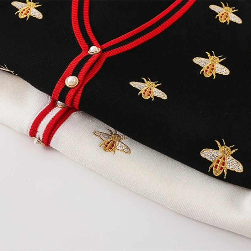 High Quality Fashion 2024 Vintage Bee Embroidery Knit Cardigan Long Sleeve Single Breasted Contrast Color Knitted Sweaters