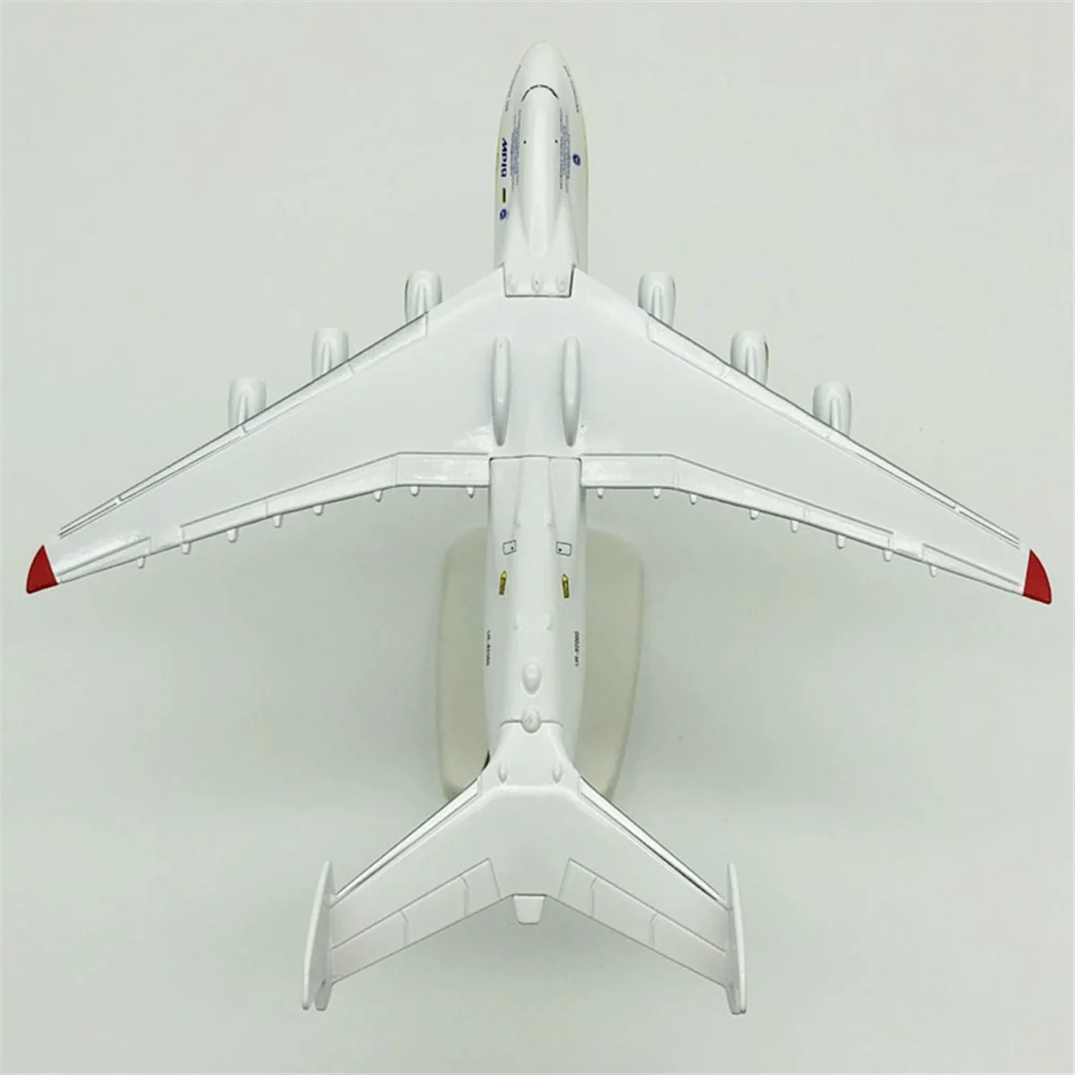 

Metal Alloy Antonov An-225 Mriya Airplane Model 1/400 Scale Replica Model Airplane Toy for Collection SQ