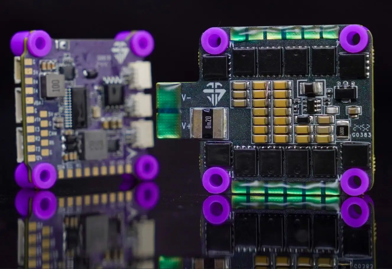 

Контроллер полета F405 / F7 F722 20×20 / F4 V3S Plus HD FC + 60A 4in1 Stacks OMNIBUSF4SD 36x36 мм для аксессуаров для дронов RC FPV