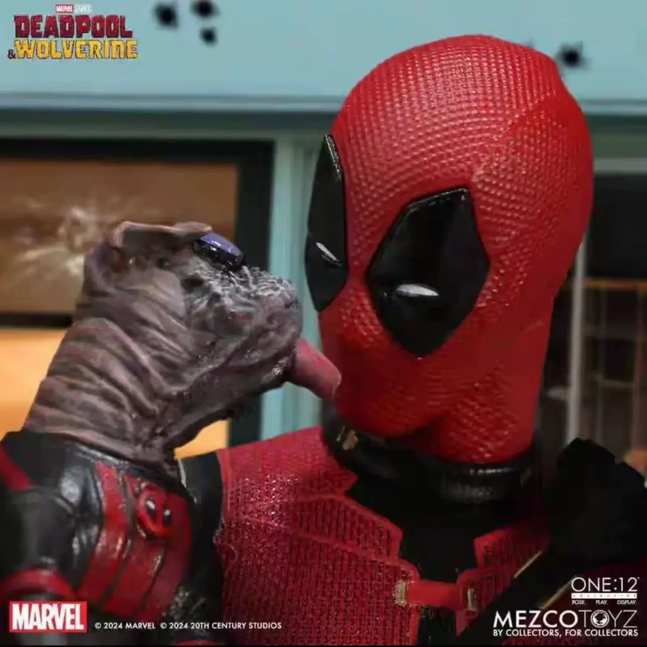 Figura de ação articulada MEZCO Ant de 6 polegadas Marvel Universe Deadpool e Wolverine Deluxe Edition