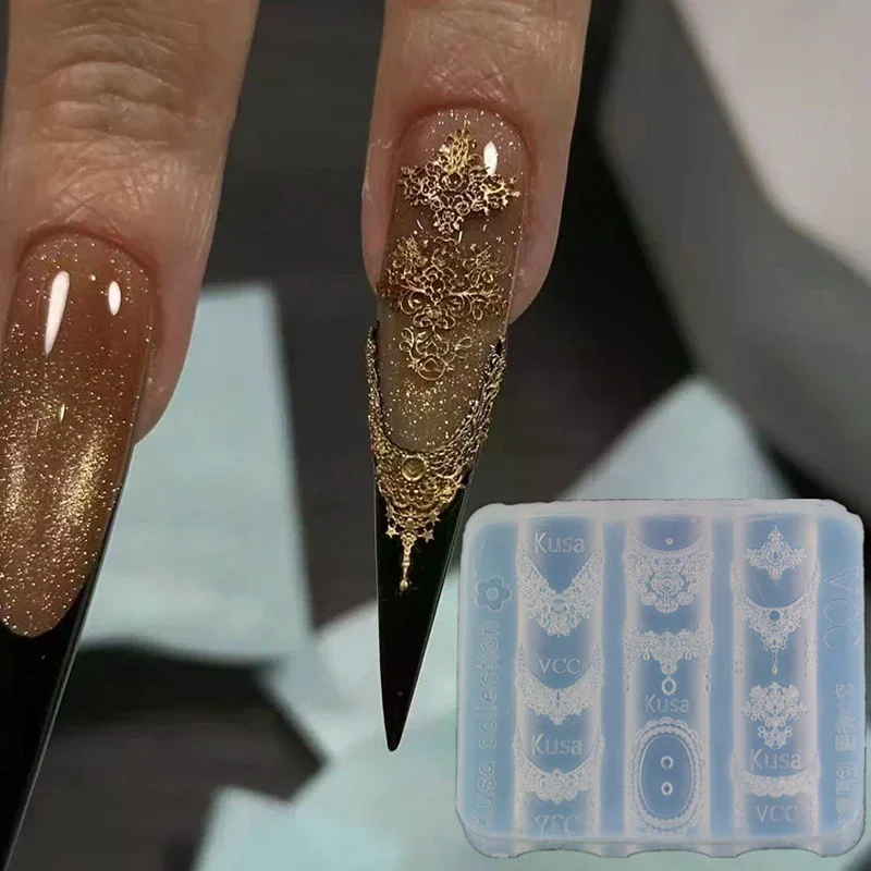 Forma do paznokci z przezroczystej koronki dla kobiet, silikonowy szablon do paznokci z wytłaczanym wzorem koronki, profesjonalna forma do manicure, rękodzieło DIY, do codziennego użytku.