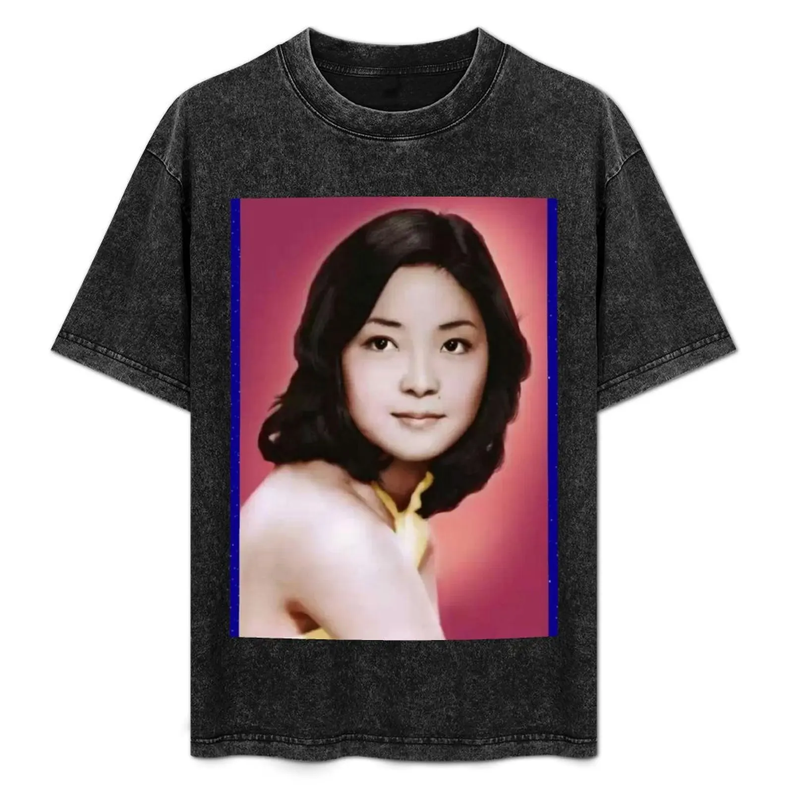 

Teresa Teng T-Shirt Basic Lightweight Short Sleeve Tee