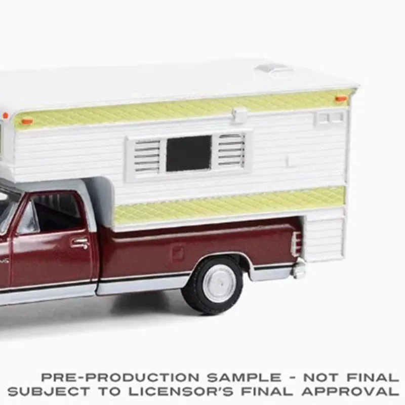 GreenLight 1:64 Scale 1981 Ram D-250 ROYAL WITH LARGE CAMPER Alloy Car Model Static Collection Decorated Holiday Gifts