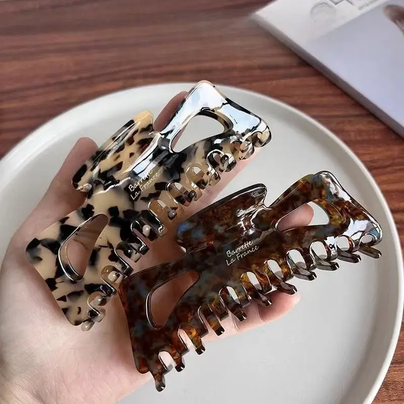 قطعة واحدة من مشبك شعر كبير الحجم مع مشبك شعر على شكل فيونكة حمض الأسيتيك، مشبك شعر على شكل كعكة على الطراز الفرنسي للسيدات، مشبك شعر على شكل قرش للاستحمام