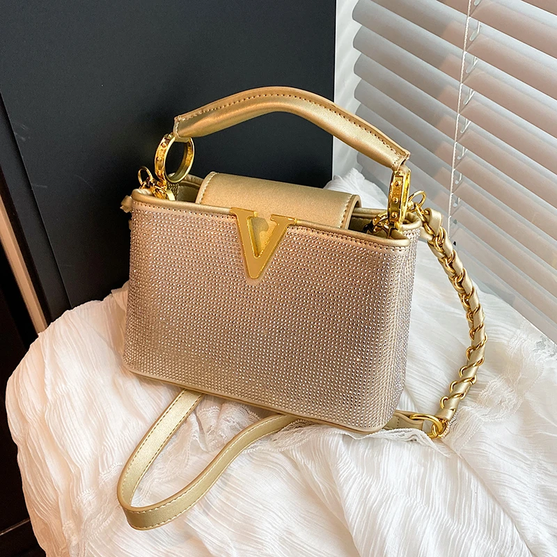 المرأة الجديدة سلسلة حزام حقيبة الكتف أزياء حقيبة كروسبودي السيدات حمل المحفظة مصمم العلامة التجارية الفاخرة الأزياء التبعي