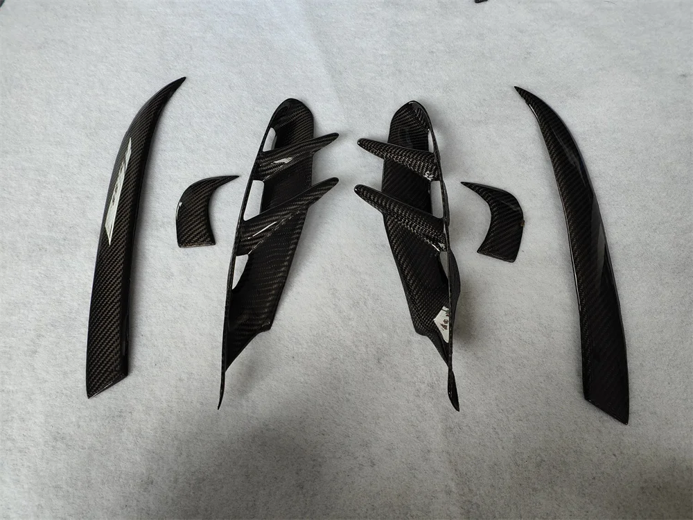 

Подходит для модифицированных автомобильных аксессуаров Porsche Taycan, украшение вентиляционного отверстия переднего бампера из углеродного волокна в стиле M, автомобильные инструменты