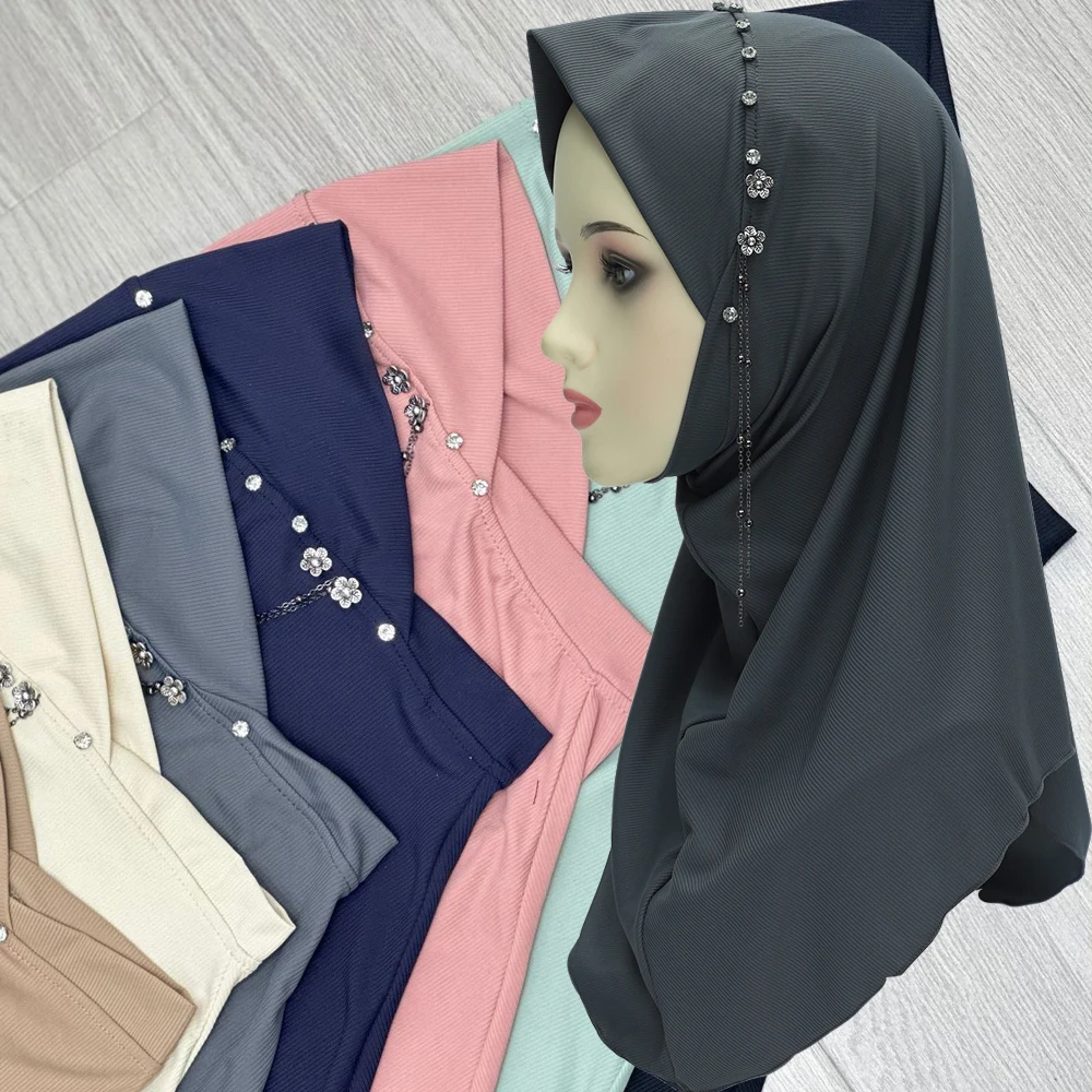 

Eid Solid Color Hijab Instant Scarf Muslim Turban Women Pull On Headscarf Islam Pray Hijabs Amira Diamonds Long Tassel Head Wrap