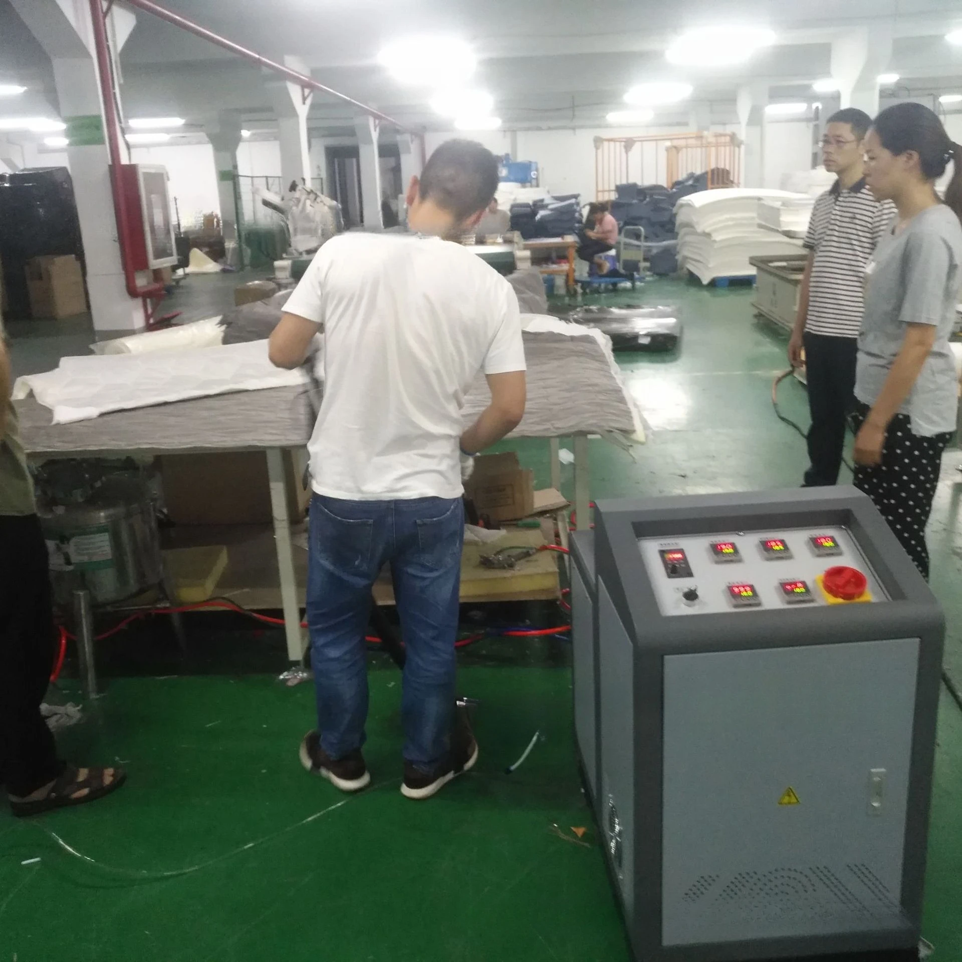 Suzhou Manufacturer Special Supply Manual Glue Sprayer for Mattress Sponge