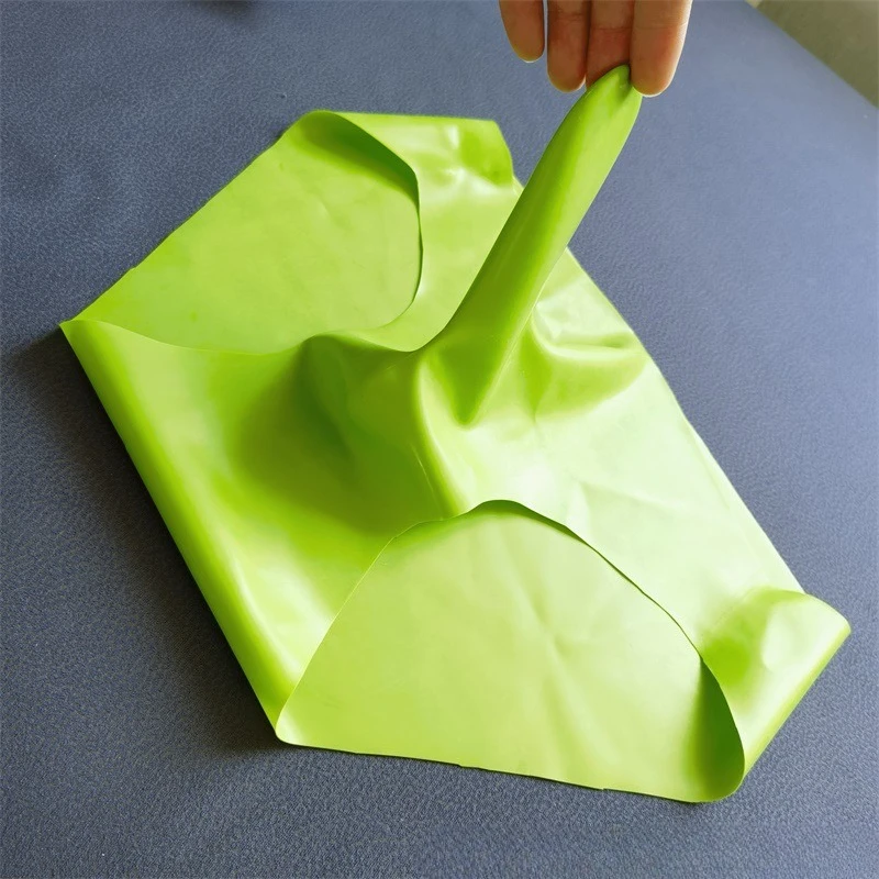 

Men Sexy Latex Underpants Seamless Elephant Nose Briefs Low Waist Panties Physiological Gay JJ Sleeve Erotic Lingerie Underwear