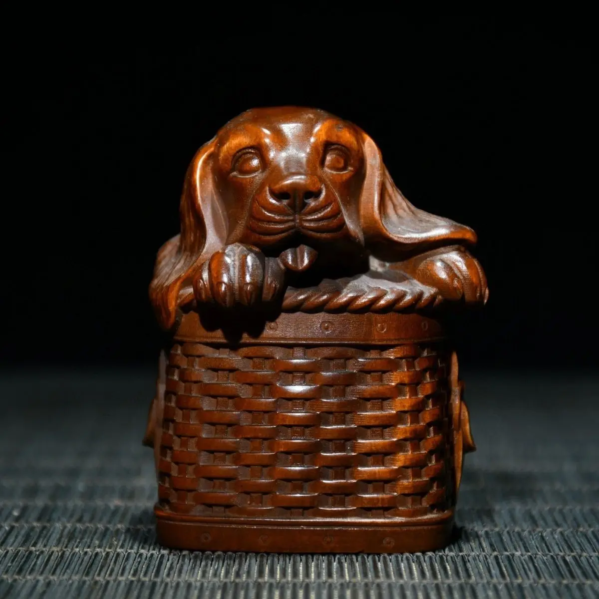 Hand Carved Wood pet animal dog Statue Figurine Desktop Ornaments Home Decoration Crafts Tea Pet Decor