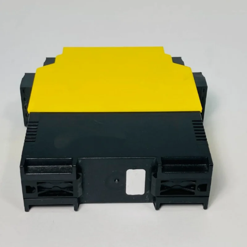 Brand New Original Safety Barrier FM-IM-3UR38X  FMX-IM-3UR38X  IM21-14-CDTRi