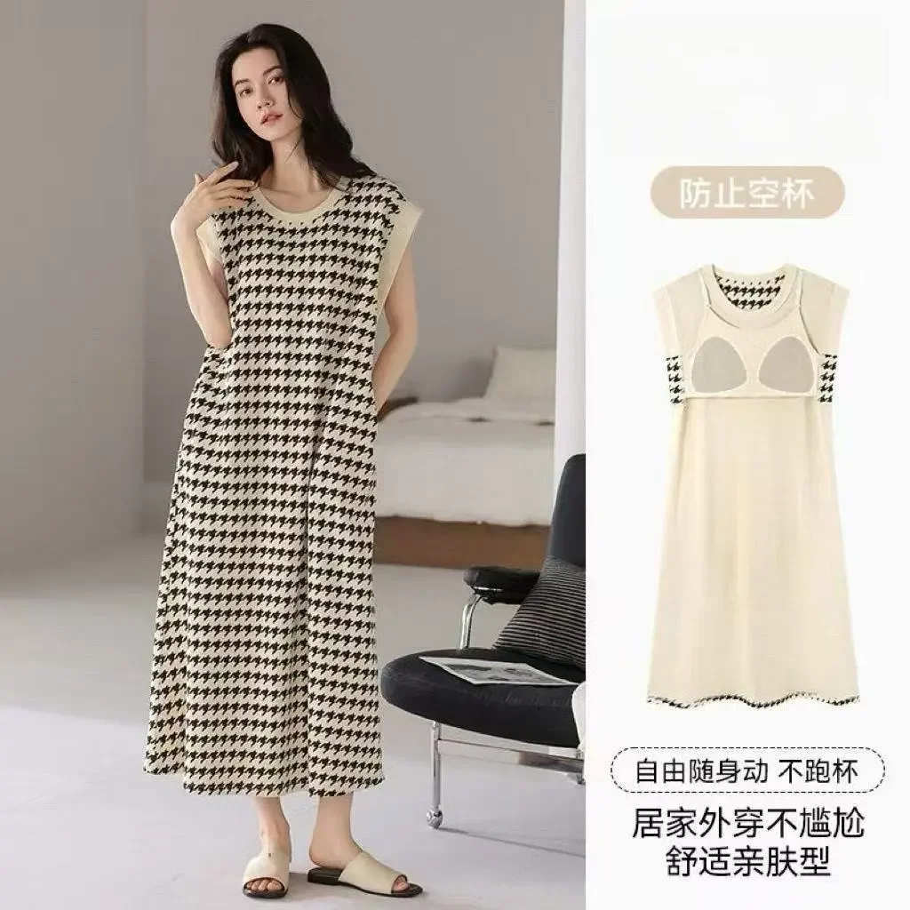 

Ночная сорочка средней длины без рукавов, сексуальное платье-майка, можно носить как домашнюю одежду, так и на выход.