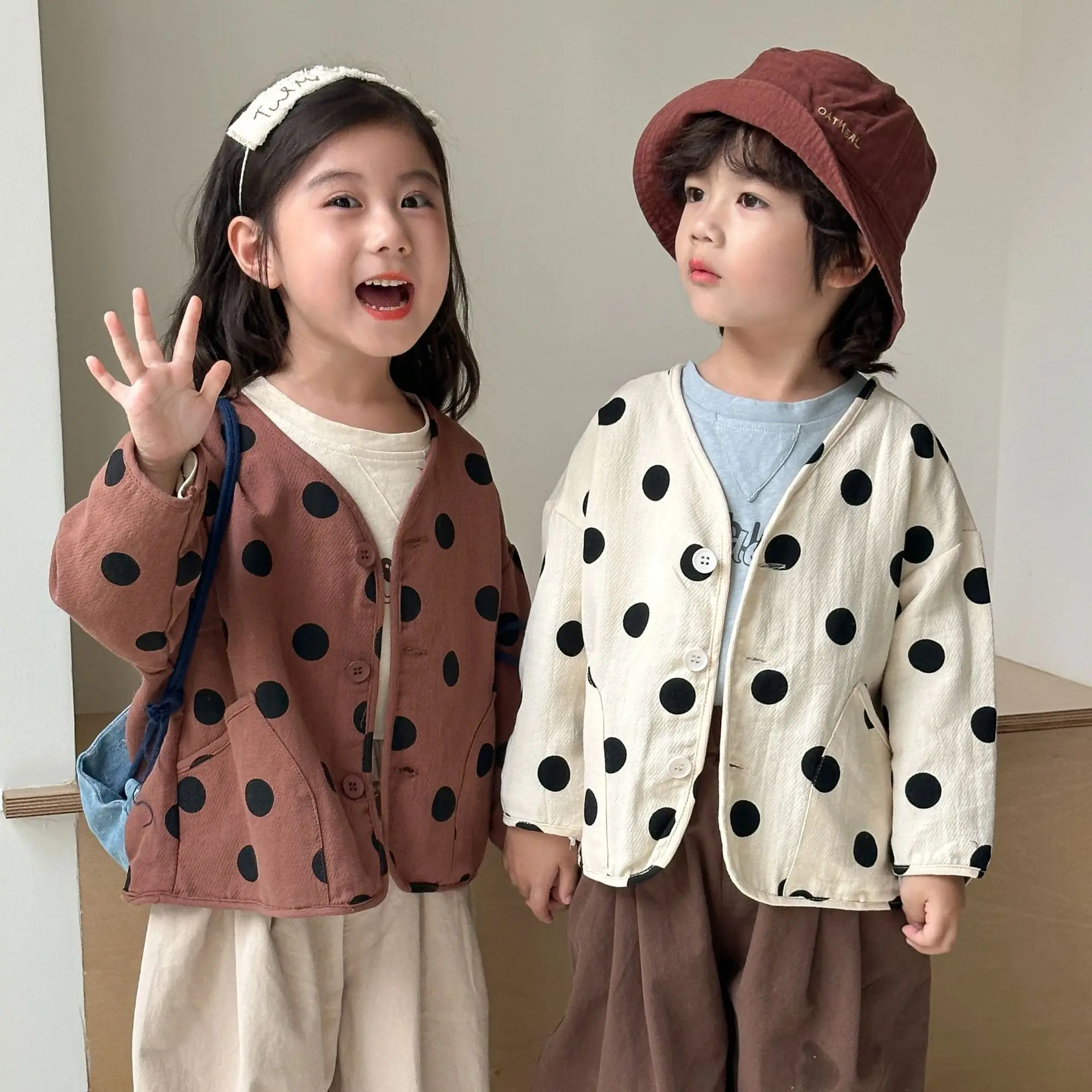 

2025 Spring Autumn Children Thin Jacket Baby Girls Long Sleeve Cardigan Shirt Boys Cotton Polka Dot Outerwear Kids Tops
