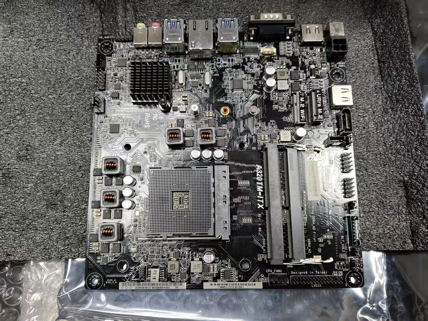 AM4 A320 main board high-end A320TM-ITX AMD Ryzen R5 5500 M.2 PCIE 3.0 dual high definition-MI support Win11 mini computer