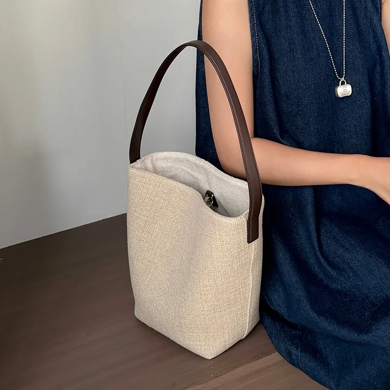 

FIRMRANCH Literary Style Large Capacity Lightweight Cotton And Linen Vintage Women's Shoulder Bag Casual Commuting Bucket Purse