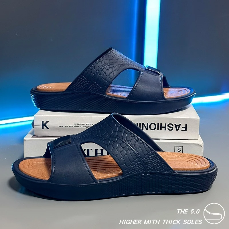 

Новые мужские домашние тапочки для улицы, спортивная и повседневная обувь, мужские пляжные тапочки, противоскользящие и износостойкие кожаные тапочки