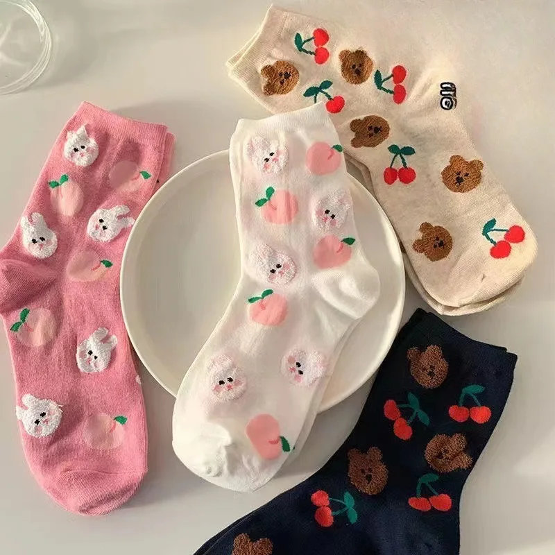

1/4 pairs Spring Autumn Cartoon Comfort Middle Socks Fashion Versatile Women's Socks Embroidery Sweet Cute Women's Socks