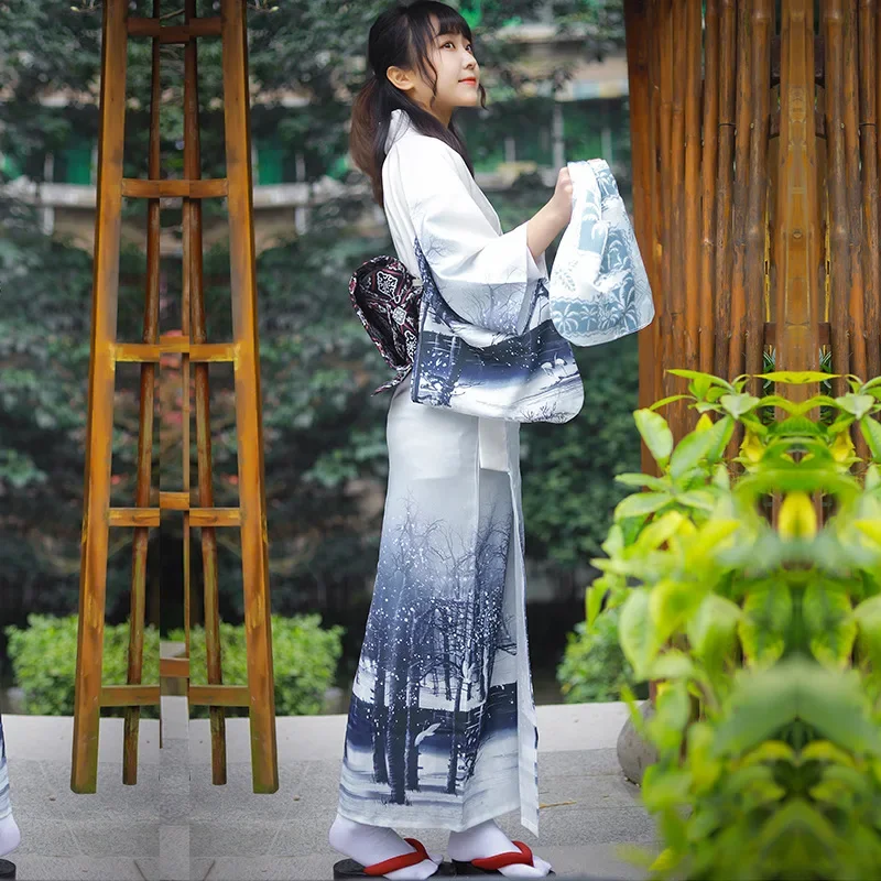 

Traditional Japanese Kimono Women Long Robe Yukata Bathrobe Japan Streetwear Photography Cosplay